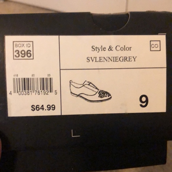 Brand New Vera Wang Gray Loafers - Picture 9 of 9